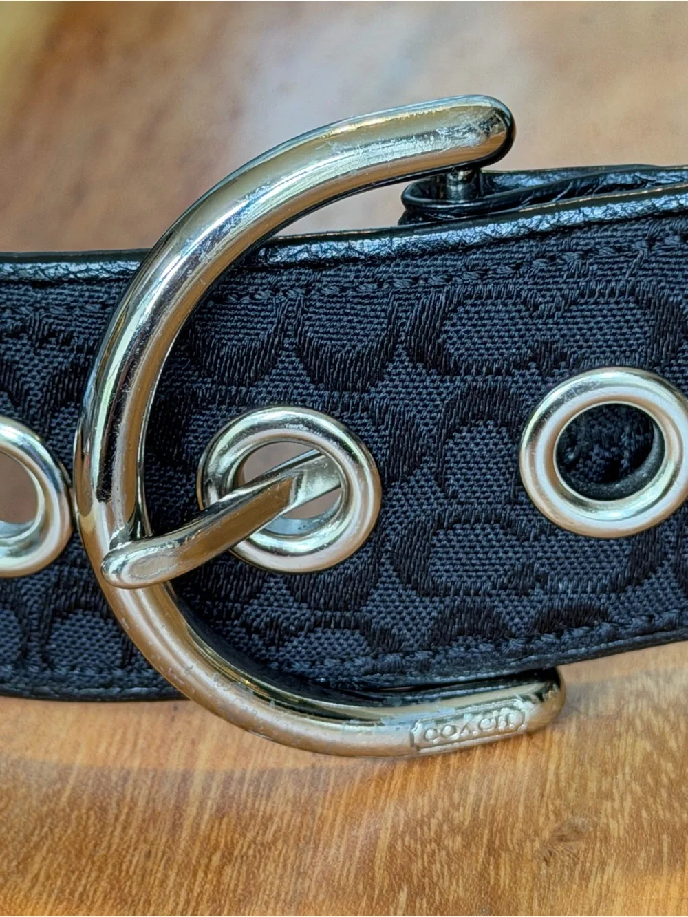 Coach Y2K Vintage Soho Black Micro C Leather HTF Grommet Belt Sz M Altered GUC